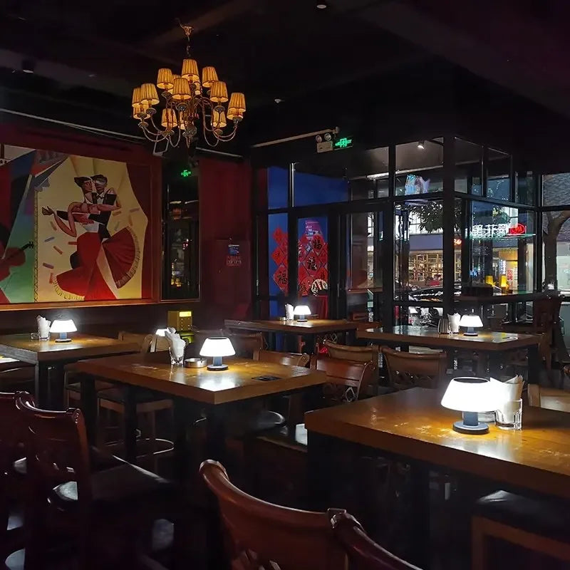 Solar Table Lamp Outdoor Lighting Modern Home Garden Decor Rechargeable Cordless Light Solar Led Light For Restaurant Hotel Bar